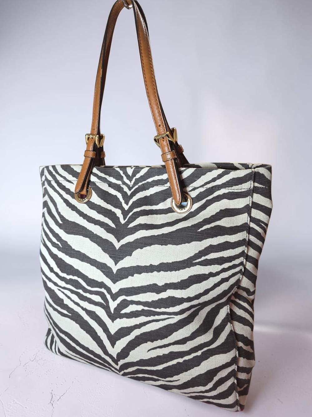 MICHAEL KORS Jet Set Zebra Print Jacquard North South Tote Bag Like New - Picture 4 of 11